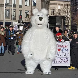 2.2M Inflatable White Bear Mascot Adult Walkable Blow up Suit for Christmas Party Stage Wear Character Dress Mascot Costume