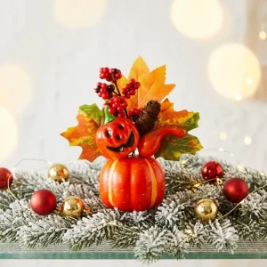 Autumn Maple Leaves and Artificial Pumpkin Seasonal Ornaments for Halloween Home Decoration