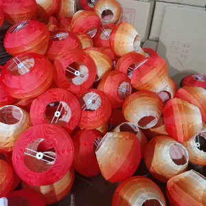 Chinese Lunar New Year Spring Festival Decoration Traditional Red Silk Fabric Hanging Lantern With Tassel for Event Celebration