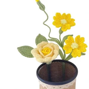 Custom Handmade Modern Crochet Eco friendly for Sunflower Pen Case Teachers’ Day & Anniversary Gift for Office Home Decoration
