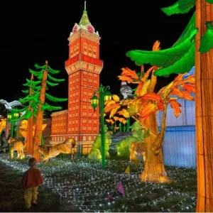 Custom Iron Tree Shape Animal Lanterns Outdoor LED Decorative Lighting for Graduation Holiday Event Celebrations