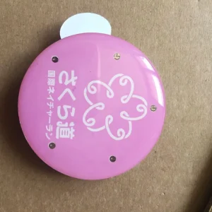 Custom LED Light up Pin Badge Epoxy Resin Glow Brooch with Battery Included Promotional Luminous Lapel Pin for Party Event Gift