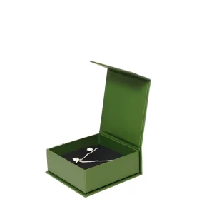 Custom LOGO High End Luxury Waterproof Magnetic Rigid Cardboard Jewelry Box Packaging Recycled Materials Embossing Sponge Lining