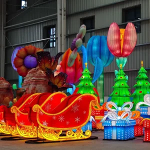 Custom Large Outdoor Iron LED Handmade Lanterns Festive Decor Halloween Christmas Easter Thanksgiving Chinese Festival Displays