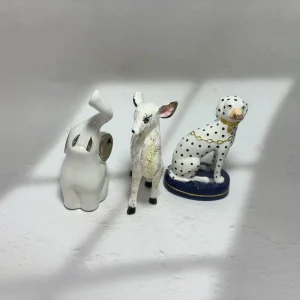 Custom Logo Animal Shaped Ceramic Figurines Modern European Style Reusable Waterproof Easter Home Office