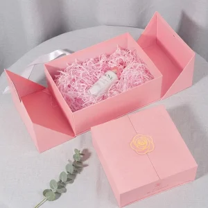 Custom Logo Luxury Holiday Gift Packaging White Paper Hard Kraft Cardboard Present Gift Box