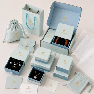 Custom Logo Packaging Gift Set Packaging Bulk Sustainable Recyclable Luxury Packaging for Retail Stores Events and Holiday Gifts