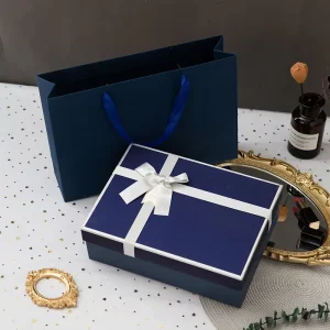 Custom Low Quantity Ready Stock High Grade Birthday Festival Gift Box With Lid and Ribbon for Small Business