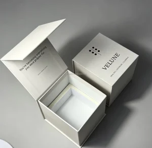 Custom Luxury Rigid Magnetic Gift Box Embossing Sponge Lining Recyclable Scented Candle Perfume Jar Gift Set Paperboard