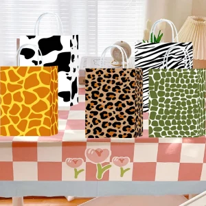 Customised Paper Bags Animal Print Candy Happy Birthday Christmas Graduation Theme Gift Bags Animated Creative Kids