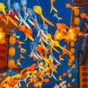 Customized Festival Hanging Lantern Outdoor Decoration Waterproof Festival Fish Animal Lantern Holiday Decoration Park Decors