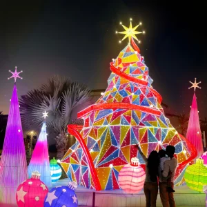 Customized Giant Iron Tree Shape LED Christmas Lighting Motifs for Outdoor Street Festive Decoration