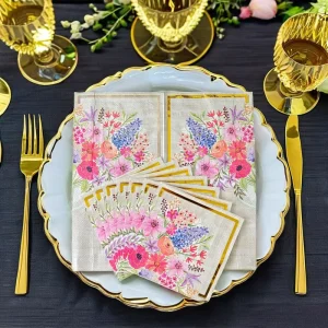 Disposable Holiday Party Set Festive Disposable Tableware Set Paper Cups Plates and Napkins