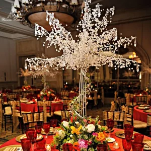 Elegant 90cm 3ft High Wedding Table Decorations Acrylic Beads Metal Tree Centerpiece LED Lights Iron Prop for Wedding Table