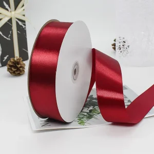 Embossed Edge 100% Polyester Double Face Recycled Christmas Gift Ribbon Satin 100 Yard Roll 4cm Custom Red Packing
