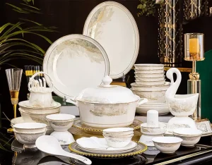 European Luxury style 62 piece Christmas Ceramic Tableware Set for Family of Ten People Bone China Tableware Set