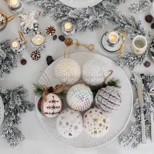 Factory 4-Inch 10cm Christmas Tree Ornament Ball