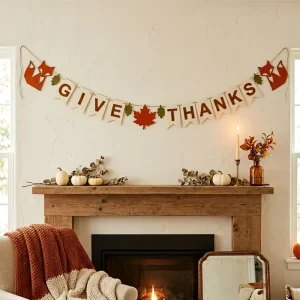 Felt Thanksgiving Maple Leaf Banner for Holiday Decoration and Party Arrangement