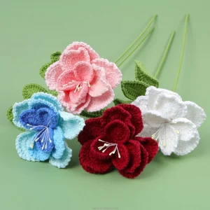 French Style Handmade Knitted Crocheted Roses Natural Crochet Flowers for Wedding Valentine’s Day Christmas Day Graduation Gifts