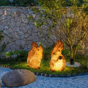 Garden Park Landscape Outdoor Waterproof Fiberglass LED Simulated Squirrel Lights for New Year’s Day