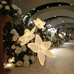 Giant Luxury Road Lead Event Decoration for Wedding Party Stage 3 Head Flower Light Stand Set for Wedding Backdrop Decoration