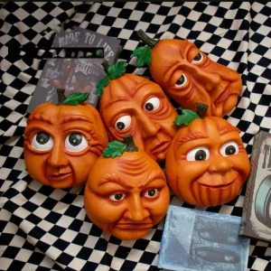 Halloween New Style Pumpkin Light Decor Resin Glowing Wall Hanging Funny Ornament Holiday Party Decoration Creative Home Decor