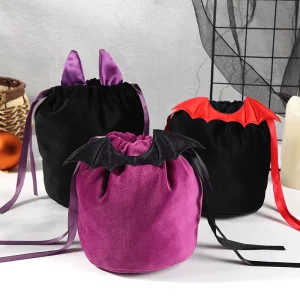 Halloween Velvet Gift Bags Bat Pattern Drawstring Bag Red Bat Shape Goody Bags