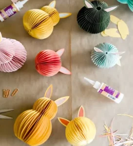 Hanging Paper Honeycomb Ball Ornaments for Easter Thanksgiving Christmas Chinese New Year Adult Crafts Decorations