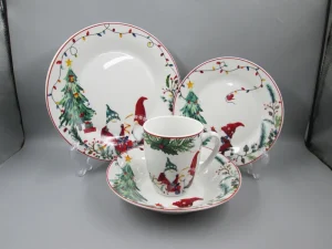 Holiday Gift Christmas Tableware Exquisite Soup Plate Set for Home Use and Gifting