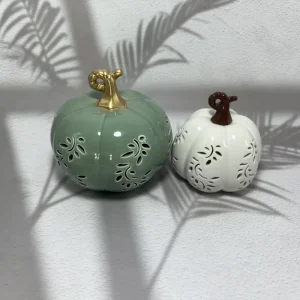 Hot Selling Personalized Custom Ceramic LED Pumpkin Light Hollow Window Decoration Arrangement Modern European