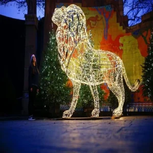 Lion Courtyard Lamp LED Simulated Glowing Animal Landscape Garden Villa Christmas Scene Lawn Decoration Lion Lamp IP65 Remote
