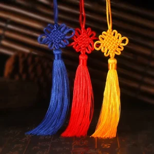 Lucky Festival Decoration Chinese Love Knot Keychain Red Tassel Pendants Charms Handmade Jewelry Oriental Chinese New Year Gifts
