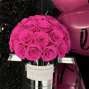 Luxurious Ornaments Home Decoration Valentine’s Day Mother’s Day Long Lasting Preserved Dried Roses Acrylic Box