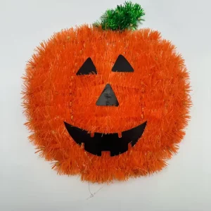Manufacturers Send Halloween Decorations Directly to Create a Party Atmosphere and Wall Decorations