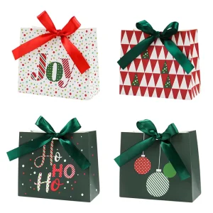 Merry Christmas Candy Treat Paper Boxes with Ribbons Recycled Materials Eco Friendly Food Packaging for Holiday Party Favors