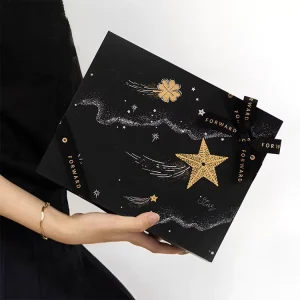 Modern Black Recyclable Stackable Custom Logo Rigid Gift Packaging with Embossing Matt Lamination for Holiday Season