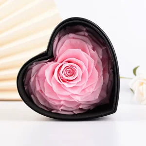 New Product Ideas Decorative Preserved Flower Roses in Heart Shape PU Box LOGO Small Artificial Wedding Souvenir Gift Sets