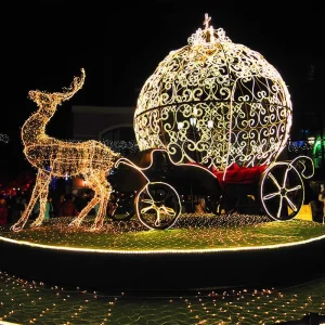 Outdoor LED Christmas Reindeer Motif Light 3D Golden Wireframe Deer Sculpture Holiday Yard Decoration with Warm White Lights