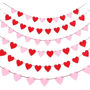 Pink and Red Felt Heart Garland for Valentine’s Day Party