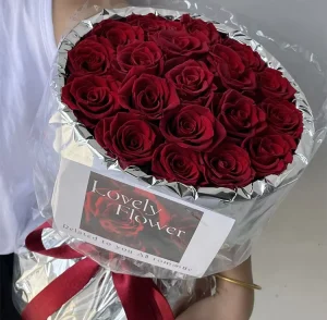 Popular Practical Metal Style Square Preserved Roses Bouquet for Christmas Graduation Valentine’s Day Wedding