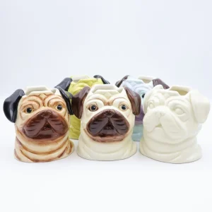 Pug Dog Cute Ceramic Ashtray Customized Animal Figurine Home Office Decor Smoking Accessory Collectible Gift Bar Tableware