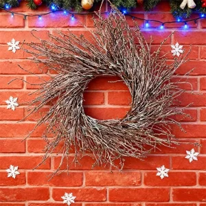 Purely Natural Tree Branches Used for Party Displays to Make Christmas Decorations Suitable for Holiday Decorations