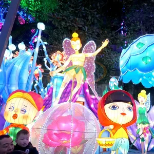 Realistic Real Size Electric Chinese Lantern For Outdoor Amusement Park Decorations Festive Decor For Diwali And Thanksgiving