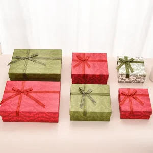 Red and Green Patterned Luxury Gift Packaging Boxes with Bow Tie Design for Holiday Presents Jewelry and Premium Gifts