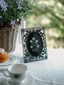 Resin Retro Plants Flowers Rectangular Desktop Wall Mount Photo Frame Ornaments Middle Ancient Household Living Room