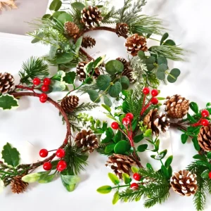 Seasonal Artificial Flowers Easter Christmas Handmade Eco Friendly Modern Wreath Pine Cones Red Fruits 24cm Garlands Decorations