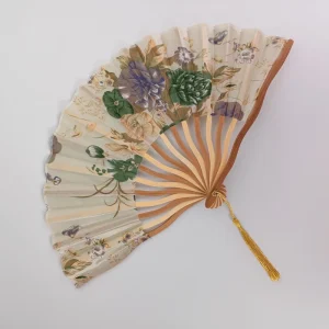 Trending Chinese Romance Style Folding Fan Wedding Cloth Gift Personalized Engraved White Elegant Polyester Fabric Digital