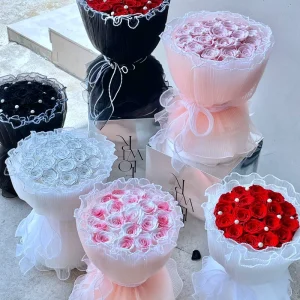 Valentines Day Gift Preserved Flower Bouquet Eternal Immortal Dried Rose Bouquet Everlasting Flower Rose Bouquet in Acrylic Box