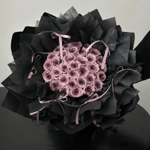 Valentine’s Day Graduation Christmas Wedding Gift Bowtie Style Immortal Shaped Bouquet Eternal Flower Bouquet 33 Roses Preserved