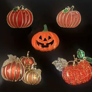 Vintage Style Pumpkin Brooch With Shiny Crystal Decor for Festival Holiday Jewelry Clothing Accessories Party And Daily Wear